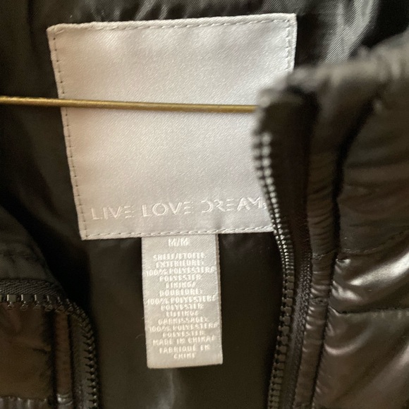 AEROPOSTALE | Black Puffer Vest (Barely Worn) - Picture 3 of 3